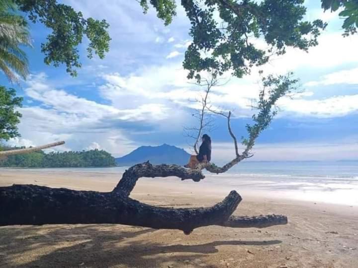 Arkadia Beach Resort Underground River ซาบัง ภายนอก รูปภาพ